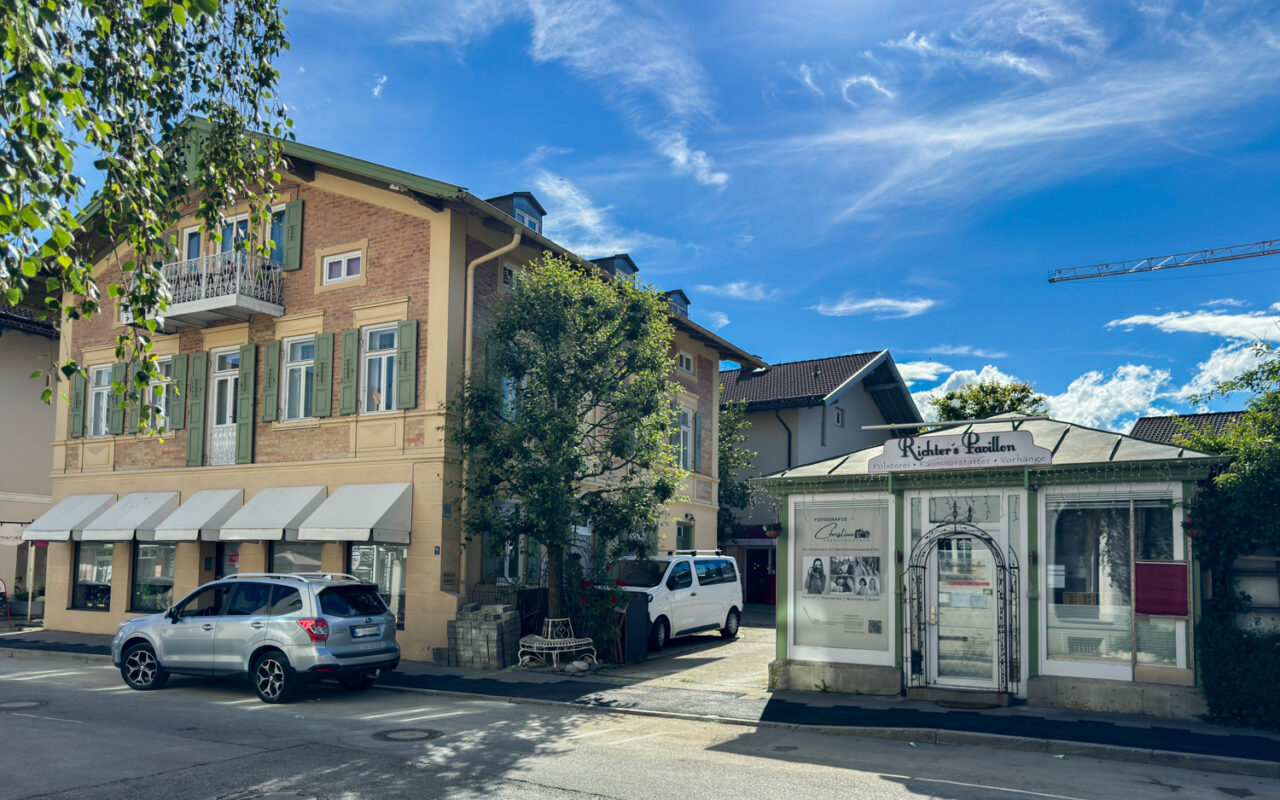 Denkmalgeschütztes Wohn- und Geschäftshaus an der Tutzinger Hauptstraße