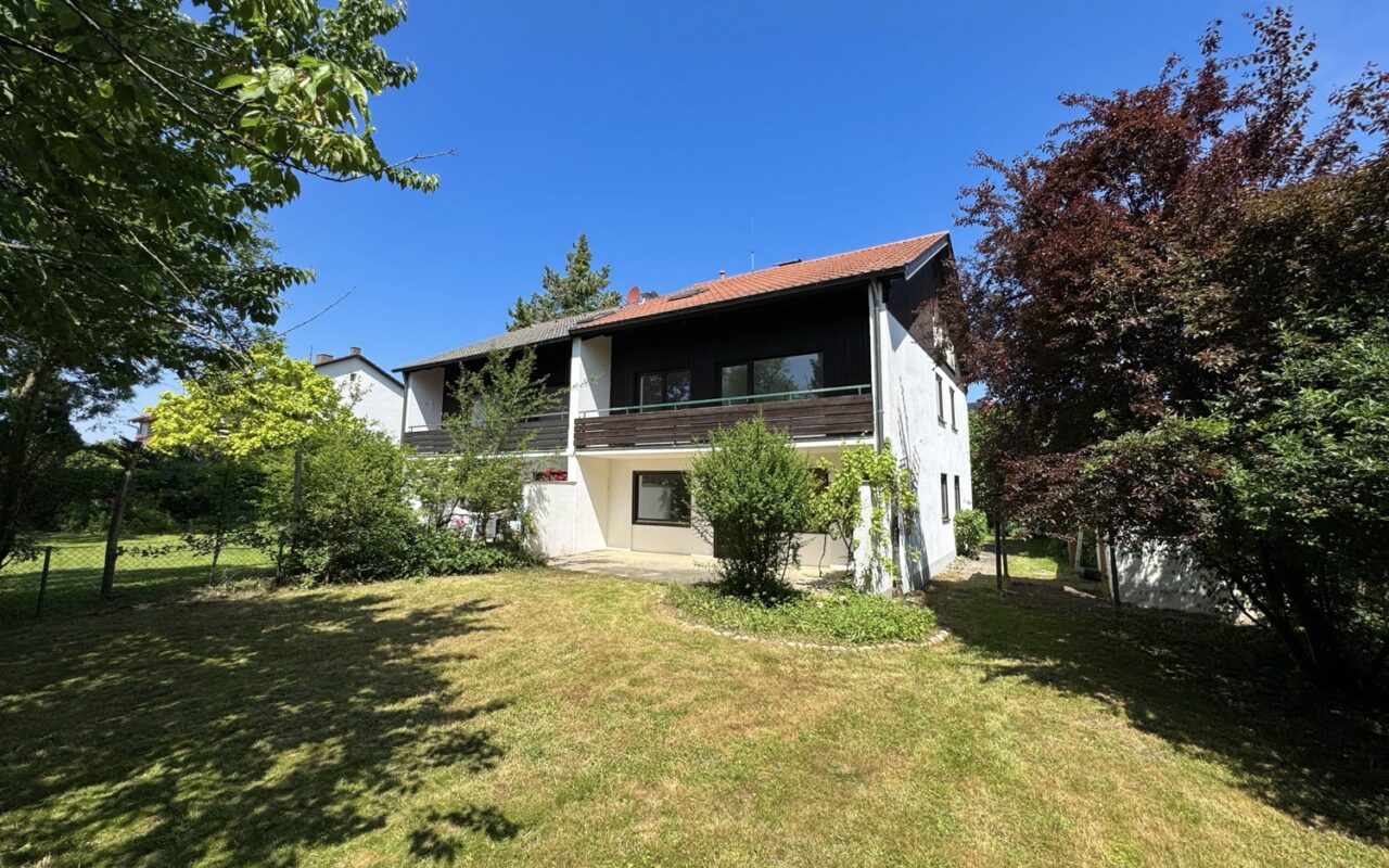 Familienfreundliche Doppelhaushälfte mit großem Garten in Tutzing-Unterzeismering