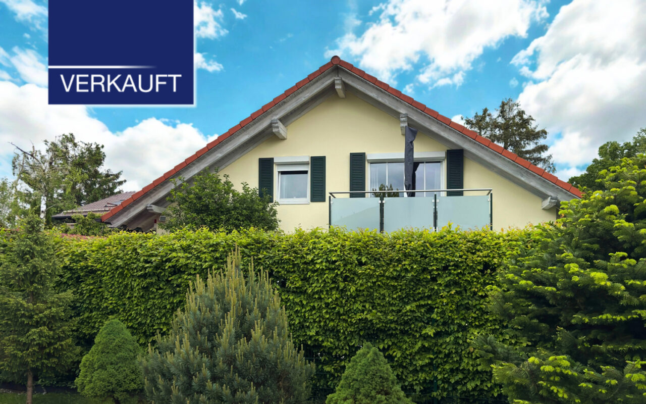 +VERKAUFT+ Moderne Doppelhaushälfte in ruhiger Lage