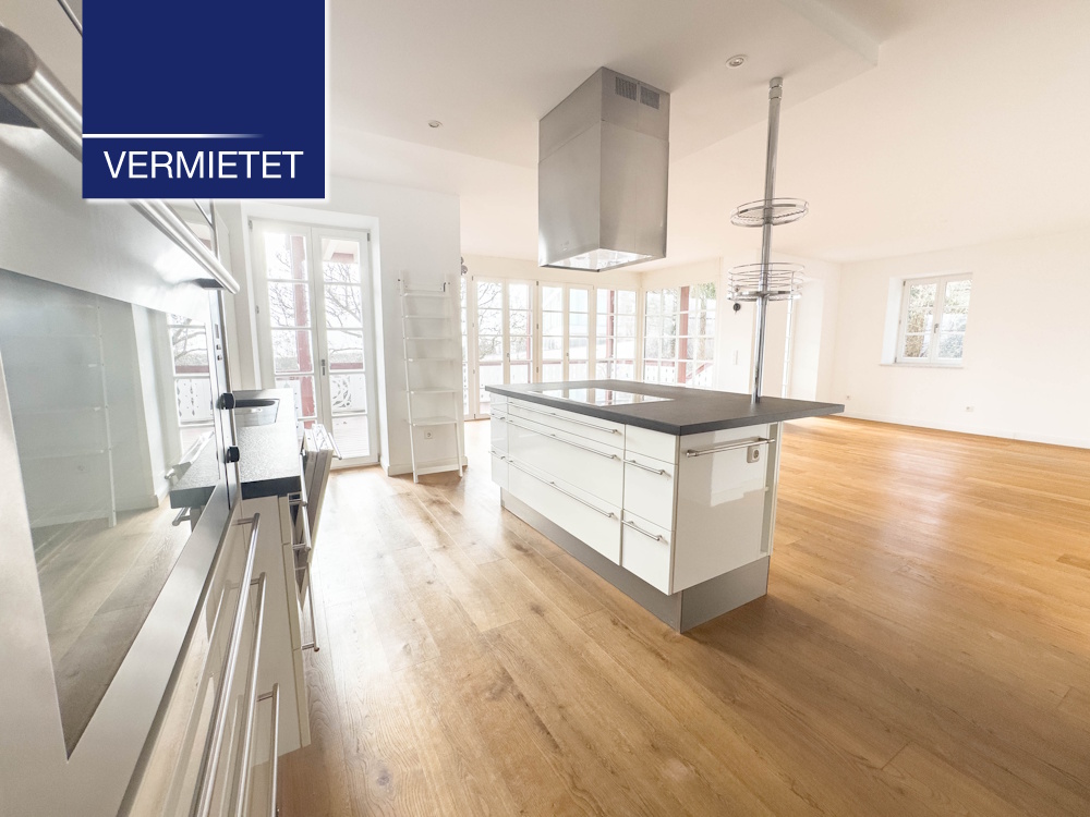 +VERMIETET+ Exklusive 4-Zimmer-Erdgeschosswohnung und Gartenanteil in zentraler Lage von Tutzing