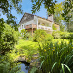 Doppelhaushälfte im Grünen mit Naturpool in begehrter Lage von Bernried am Starnberger See Doppelhaushälfte im Grünen mit Naturpool in begehrter Lage von Bernried am Starnberger See