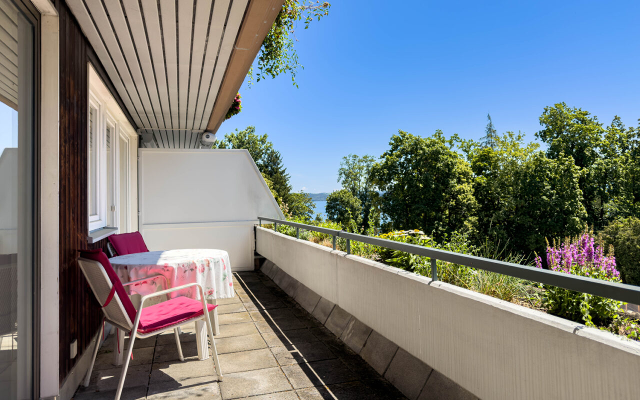 Gut geschnittene 2-Zimmer-Wohnung mit Süd-Loggia in Tutzing am Starnberger See